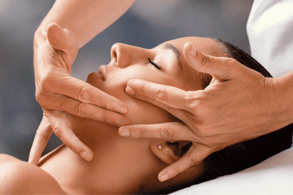 cours ateliers formations initiation massages à domicile Var Bouches-du-Rhône Vijnana Bien-Être